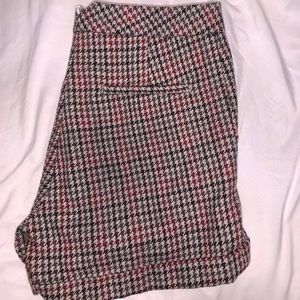 H&M plaid shorts! 🥥